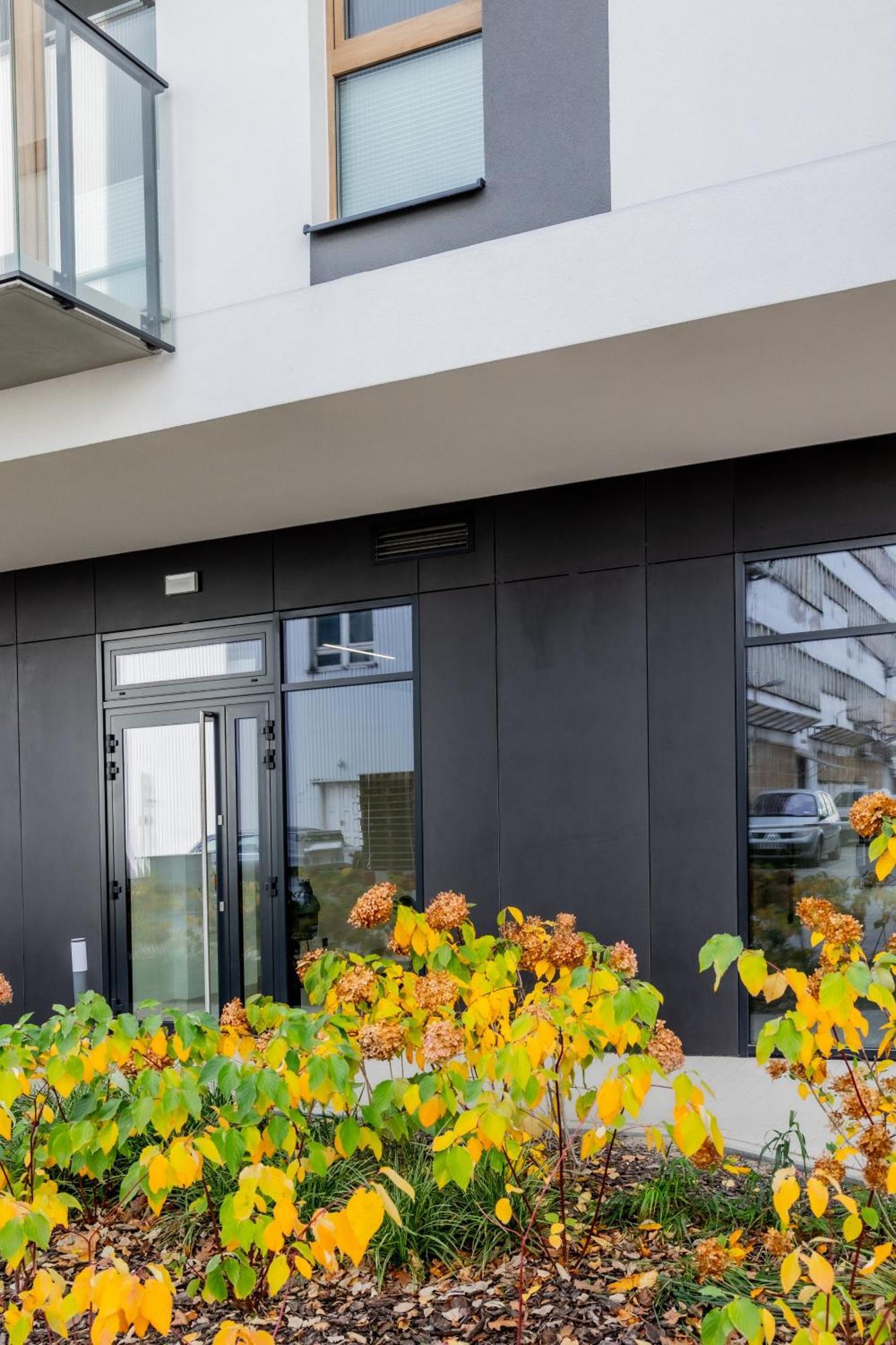 Aparthotel Mokotow Business Center By Noclegi Renters Varsó Kültér fotó