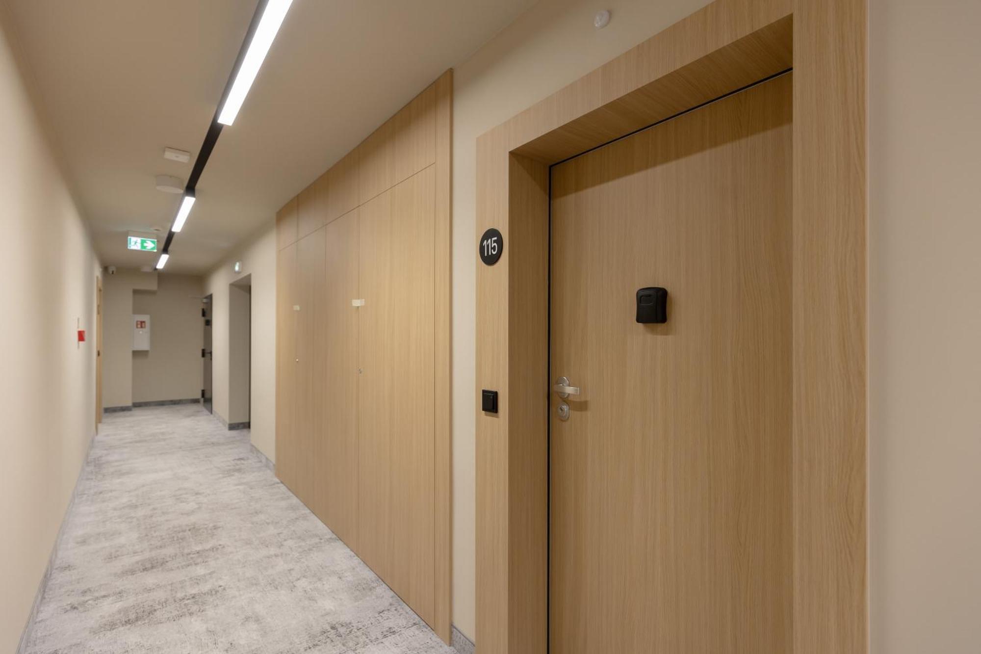 Aparthotel Mokotow Business Center By Noclegi Renters Varsó Kültér fotó